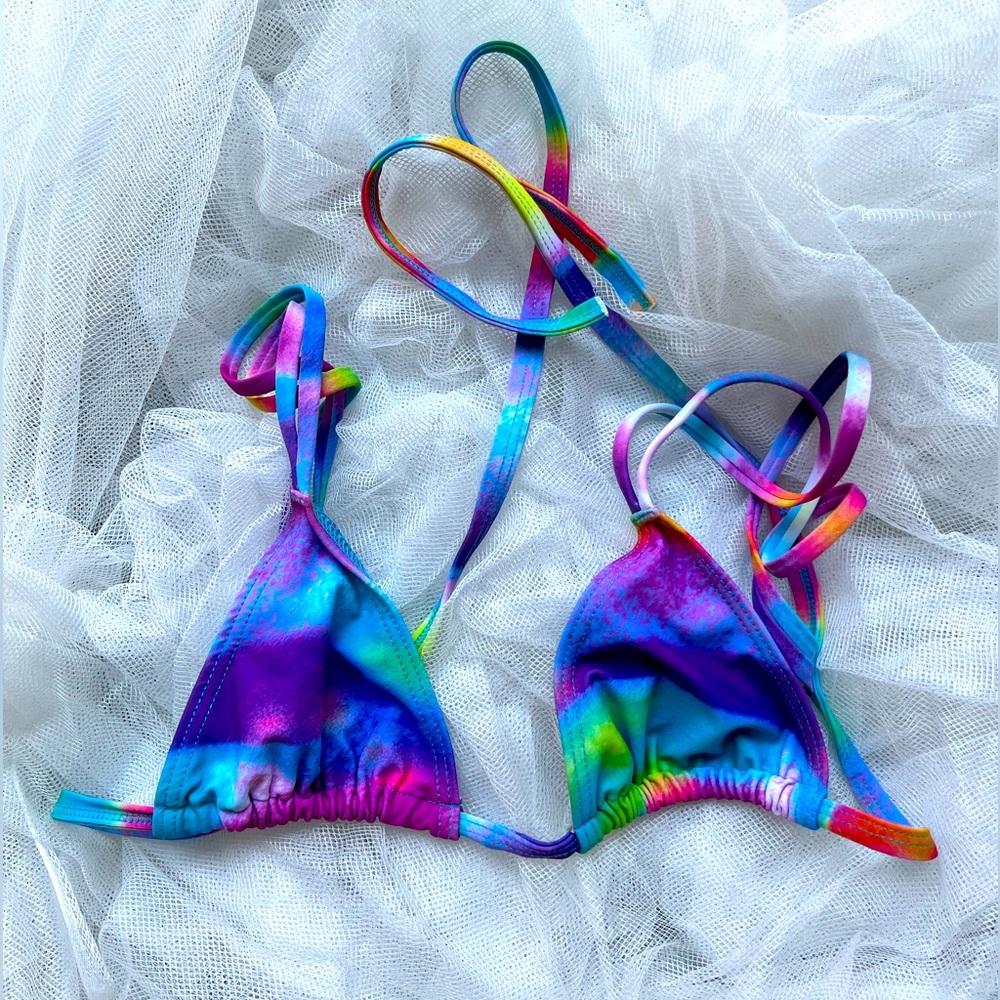 Strappy triangle bikini top